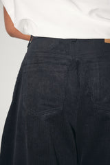 035 barrel leg jean in navy cord