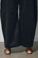 035 barrel leg jean in navy cord