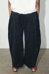 035 barrel leg jean in navy cord