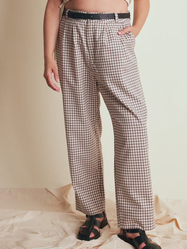 010 pleat trousers in gingham