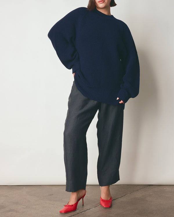 010 pleat trousers in ash linen